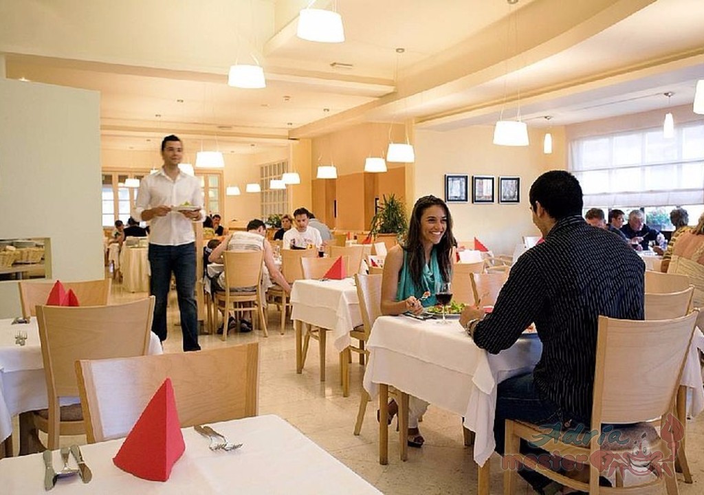 Hotel Miramar látvány-konyhás 